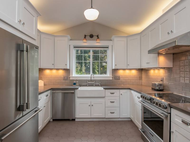 White shaker kitchen remodel